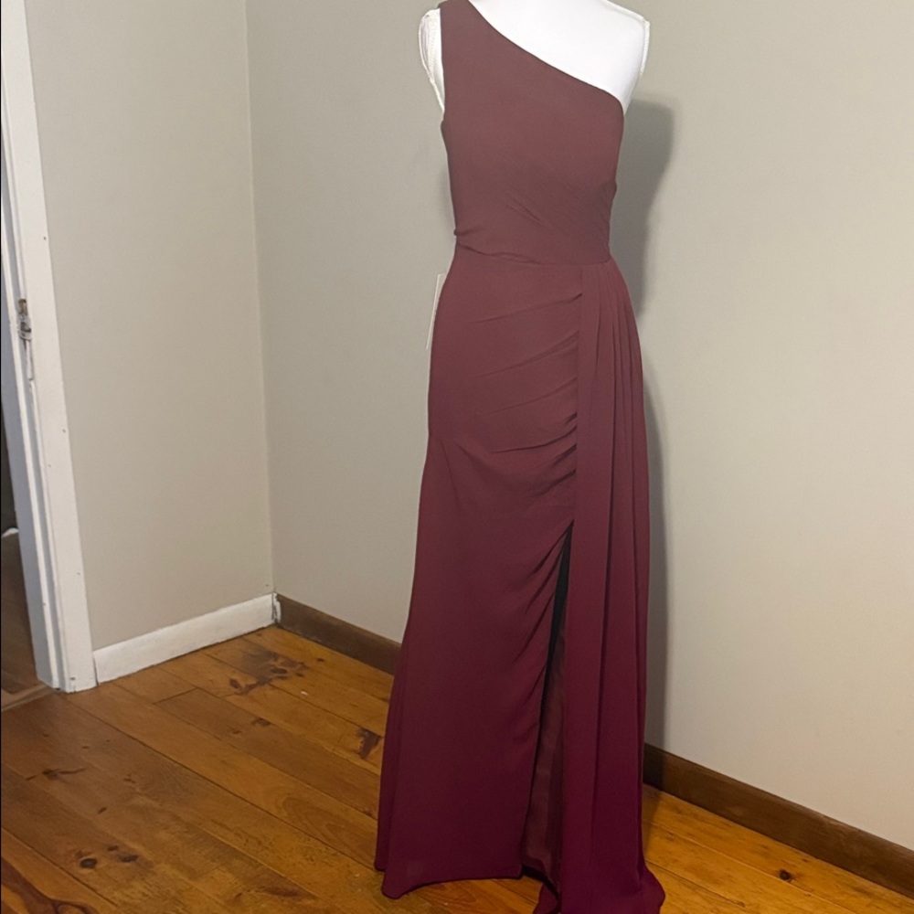 Elegant One-Shoulder Burgundy Dress